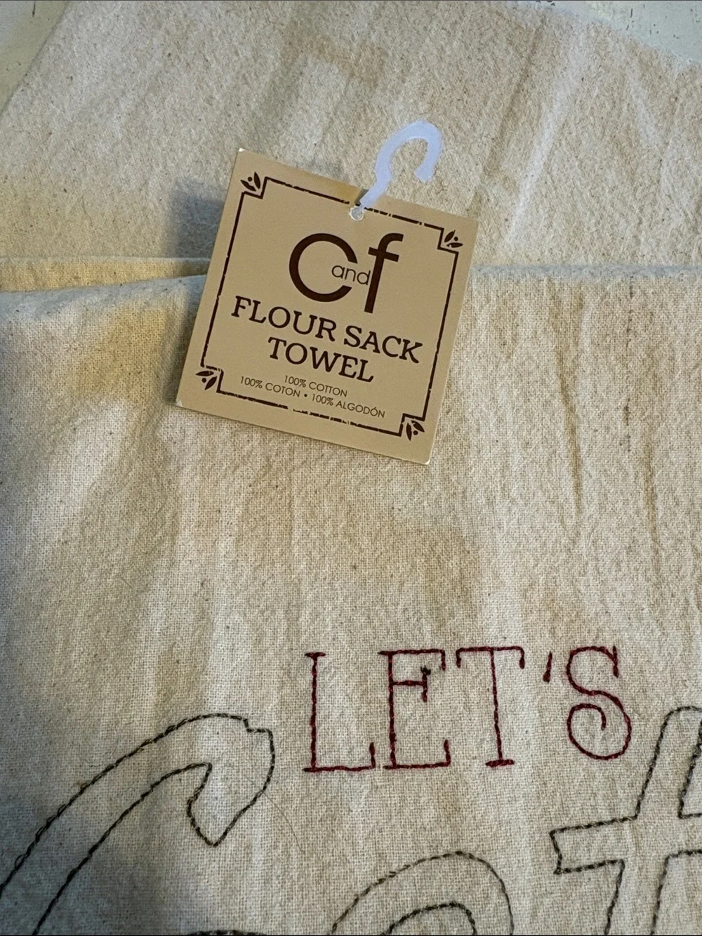 NWT set of 2 Embroidered Tea Towels